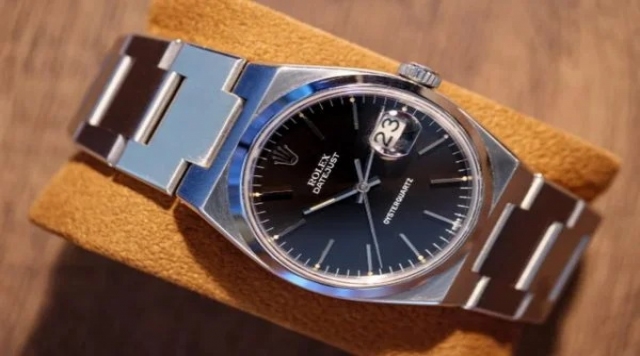 Đồng hồ Rolex 1 1 là gì? Có nên mua hay không?