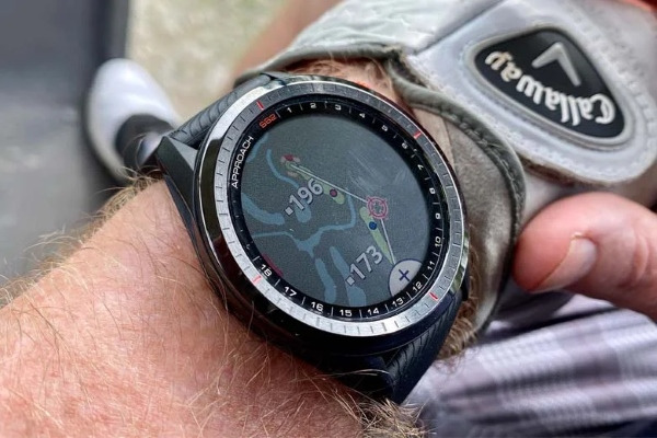 C&aacute;ch chỉnh đồng hồ 3 kim 1 n&uacute;t kh&ocirc;ng lịch