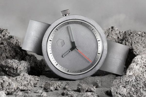 D&acirc;y đ&ocirc;̀ng h&ocirc;̀ làm từ bằng xi