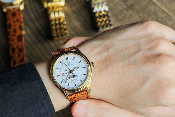 Đeo mỗi ng&agrave;y &iacute;t nhất 8 tiếng