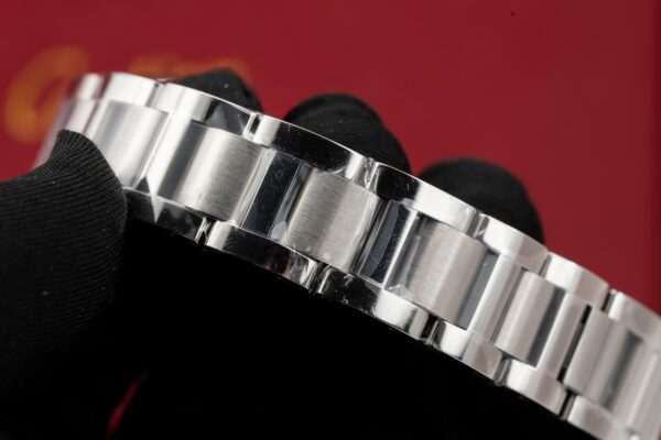 Những dấu mốc quan trọng trong h&agrave;nh tr&igrave;nh đi l&ecirc;n của đồng hồ Cartier